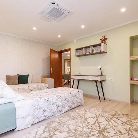 Apartman Modern With A View Of Pirin